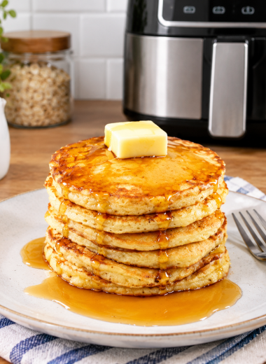 High-Protein Fluffy Cottage Cheese Pancakes