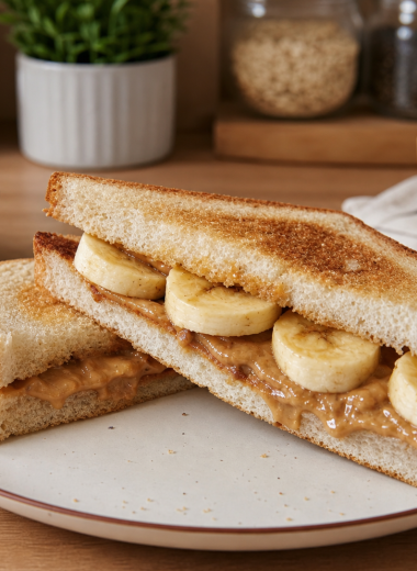 Healthy Grilled Banana Peanut Butter Sandwich